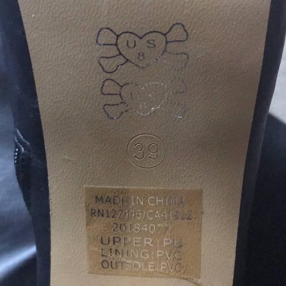 Avril Lavigne US size 8 heeled boot. - Picture 3 of 5